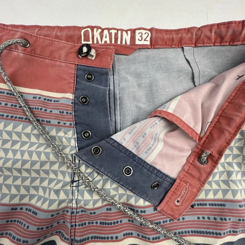 KATIN Mens Board Shorts Size 32 Blue Red Geometric Surf Swim Beach Coastal